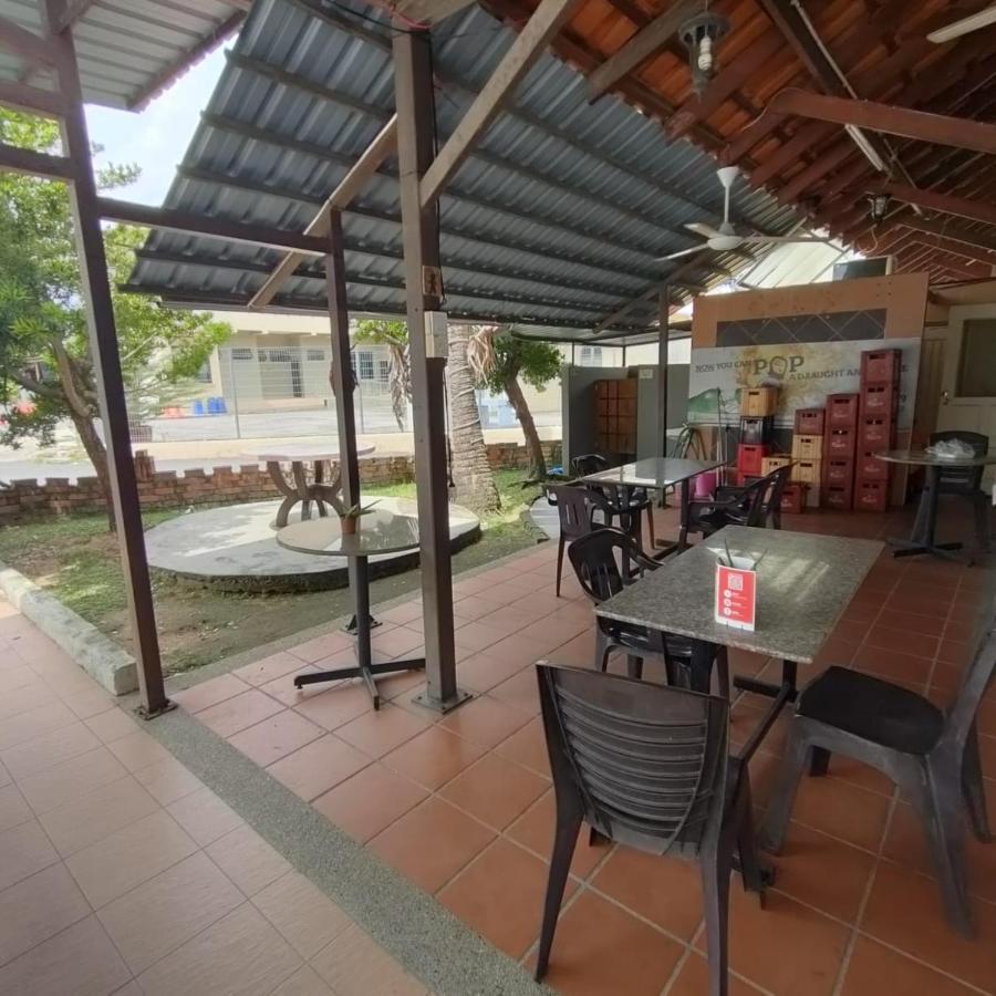 Cozzy Motel Malacca Eksteriør billede